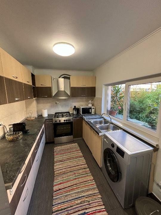 Casa/Vila P+1 individuala cu 3 camere - zona 1 Mai - Poză 11