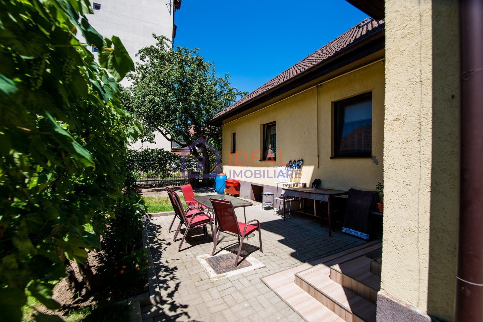 Casa Individuala cu 8 camere si 430 mp de curte, zona Calea Poplacii - Poză 3