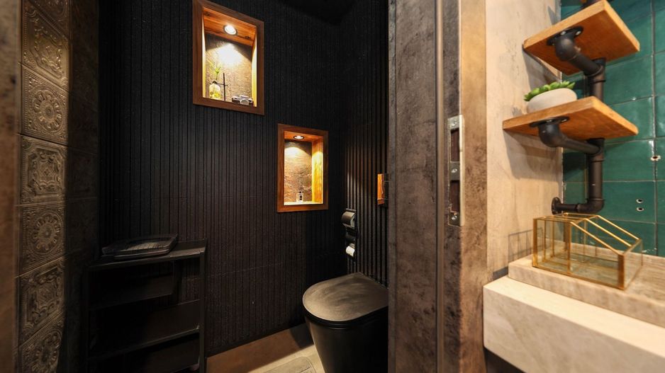 Bijuterie arhitecturală cu dotări smart in centrul Brasovului - Poză 26