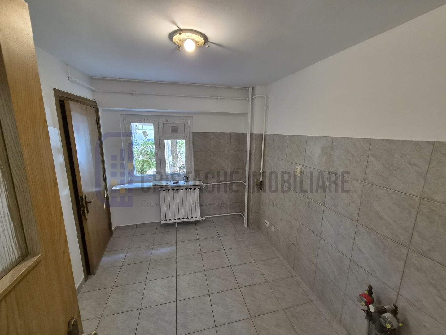Spatiu birou | PARTER | 3 camere | 2 bai | Calea Calarasilor - Poză 13