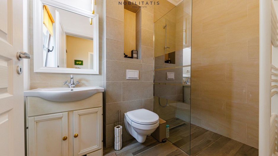 Oferta Vanduta -Casa Segmentul Lux, Garaj | 4 dormitoare | Langa Padure&Lac - Poză 10