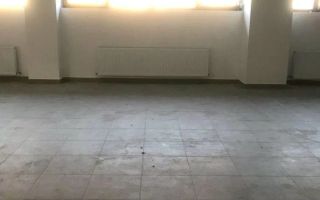 Spatiu comercial nou amenajat 2 intrari/2bai/2centrale/PVC tripan - Poză 16