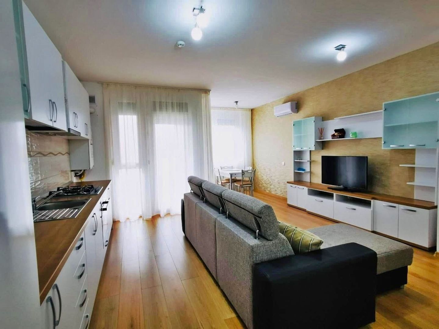 Apartament 2 camere – INCHIRIERE, Ansamblu Rezidential Ared, Oradea - Poză 1