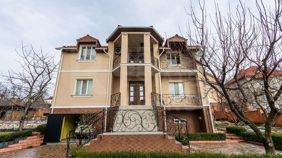 Vânzare, casă, 3 nivele, 200 mp + 10 ari, str. Gura Văii, Rîșcani - Poză 4