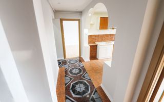 Apartament 4 camere renovat, bilateral, CT, Craiovita Noua - zona Kaufland - Poză 6