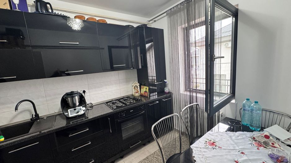 AP. 2 CAMERE - MOBILAT, BUCATARIE INCHISA, PARCARE INCLUSA,COMISION O% - Poză 7