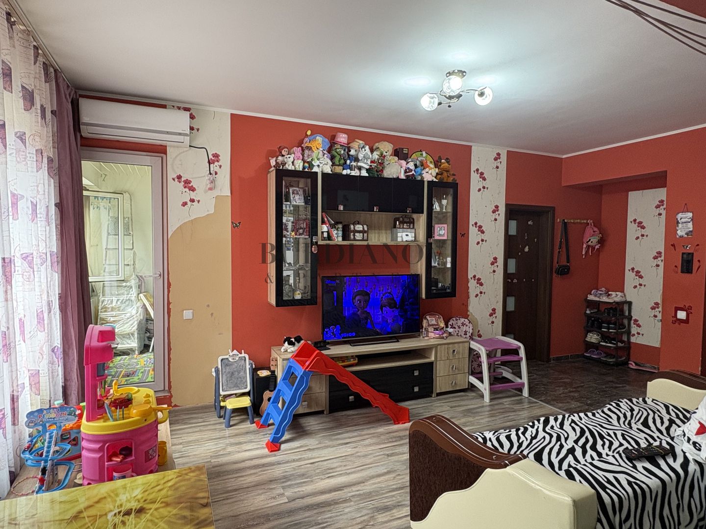 Apartament cu 2 camere - Rahova - strada Pucheni 136a - Poză 4