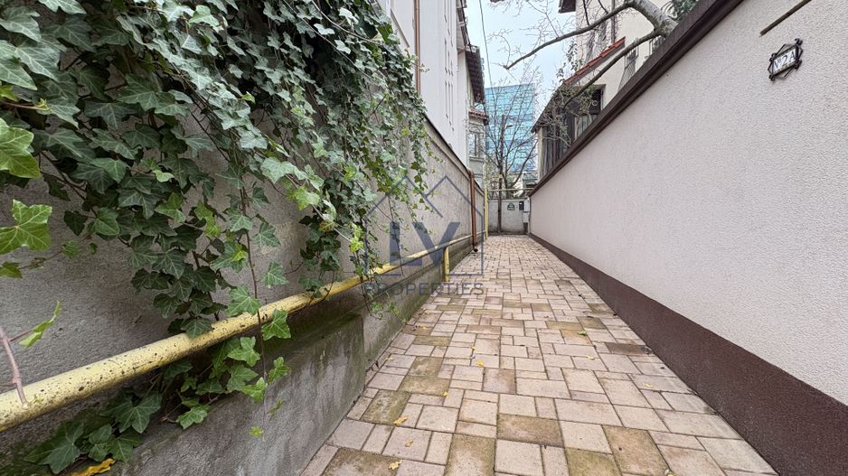 VANZARE VILA 7 CAMERE P+M | ZONA HERASTRAU - Poză 2