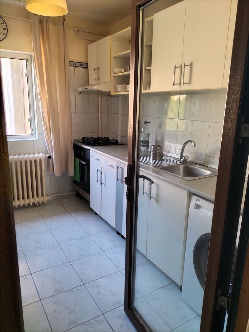 Apartament Luminos 2 camere. Vedere Parc Tineretului, Zona Pridvor. - Poză 11