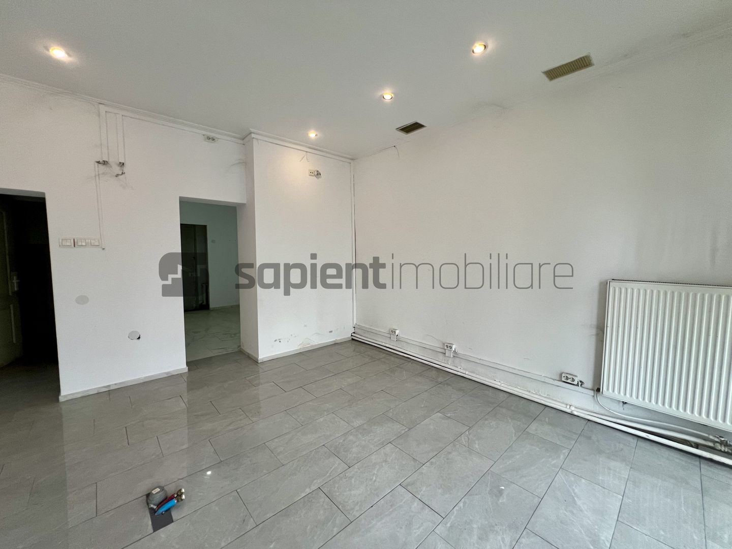 Sapient | Spațiu comercial _ Parcul 22 Decembrie, Oradea - Poză 4