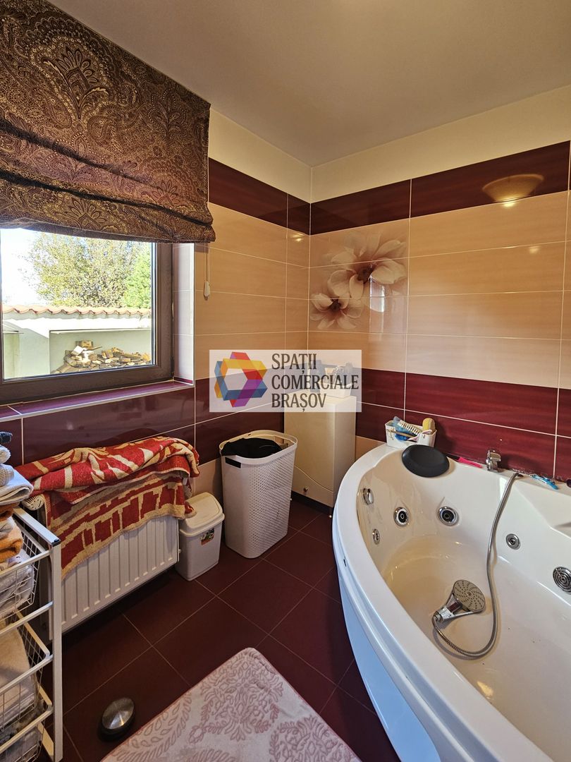 Casă individuala 5 camere de vânzare - zona Tractorul, Coresi - 270 mp - # plus - Poză 16