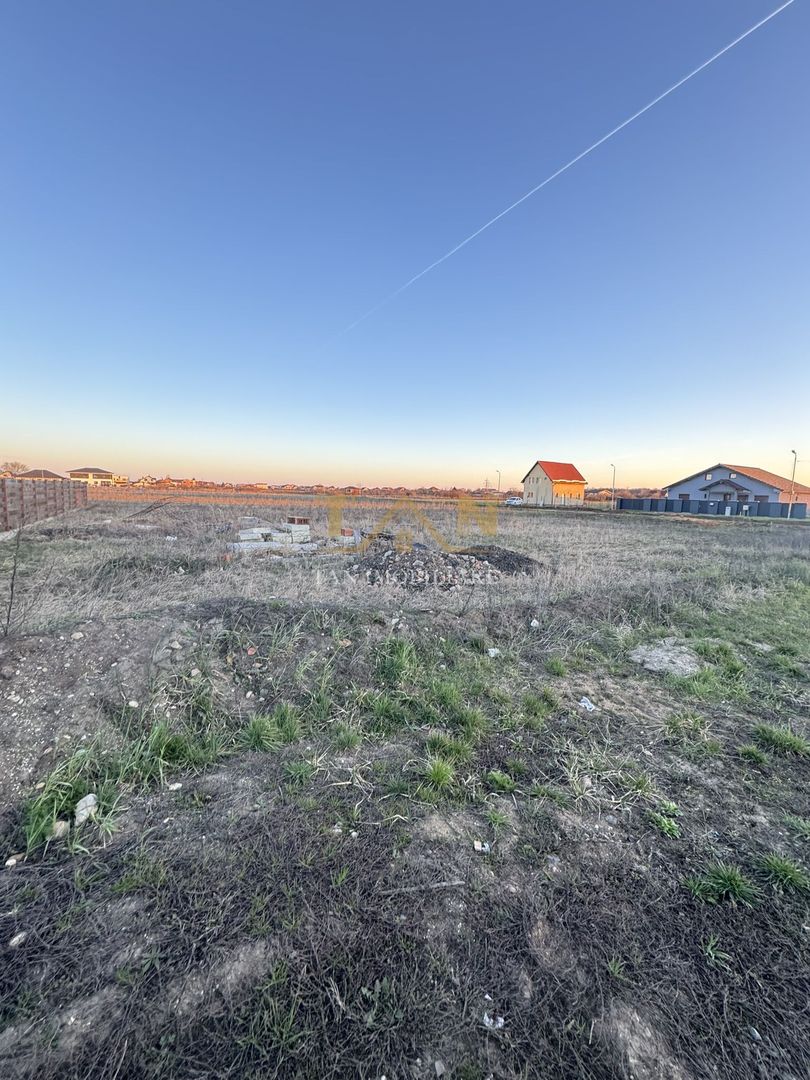 Teren pentru Servicii si locuit Giarmata Vii Comision 0 - Poză 1