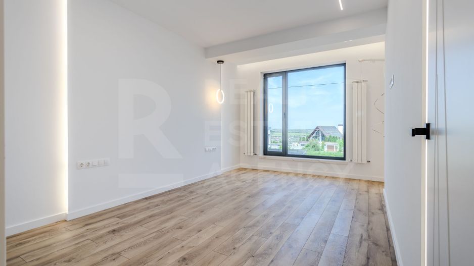 Vânzare, casă, 2 nivele, 4 camere, strada Sfânta Vineri, Tohatin - Poză 10