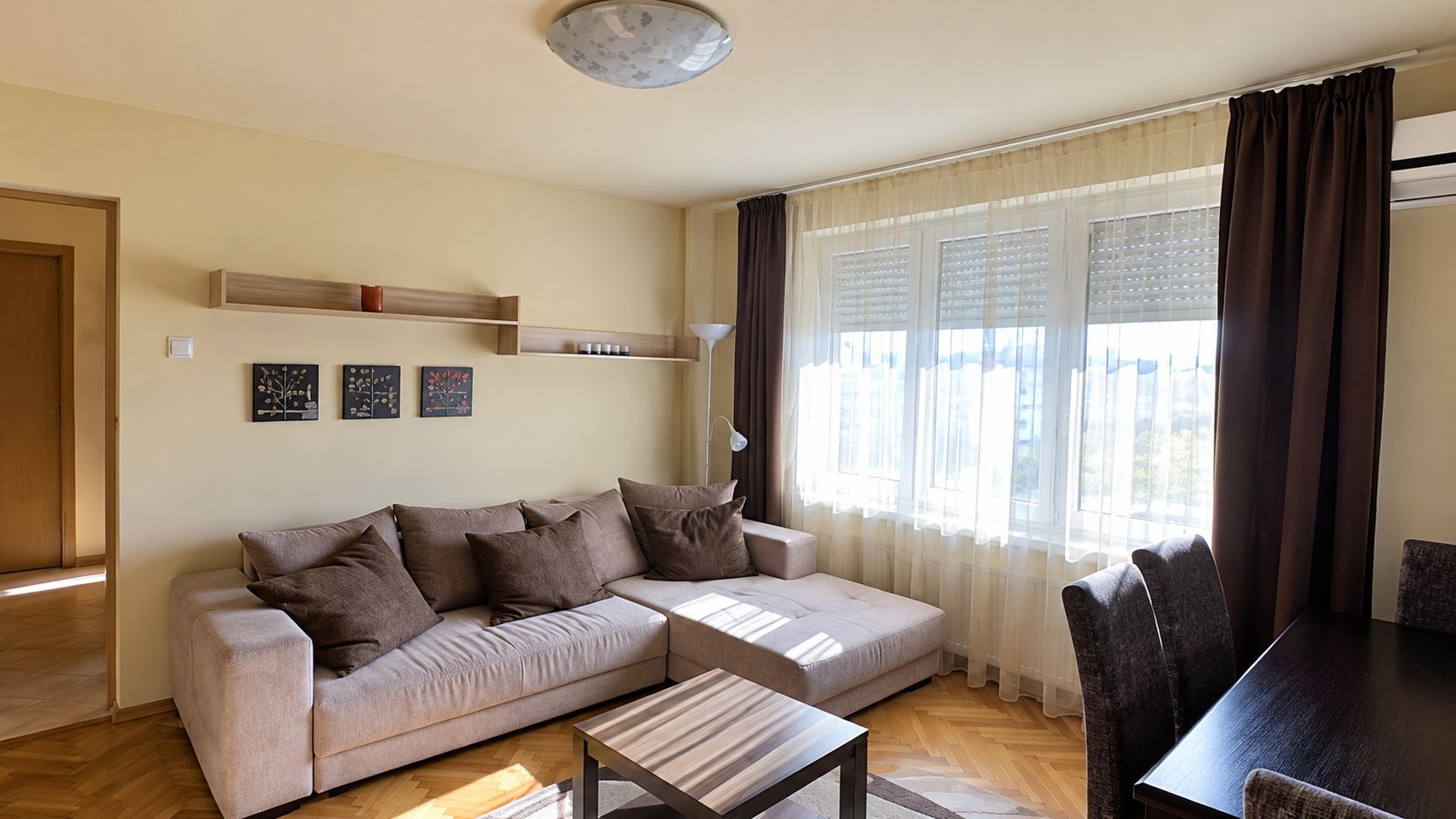 Ultracentral | 2 Camere | 55 mp | La 2 min de Piața Opere - Poză 1