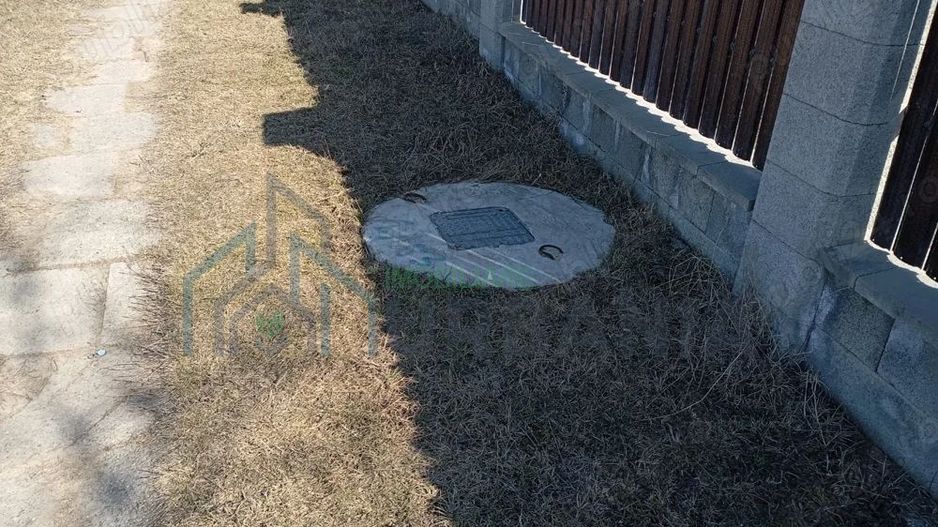 teren intravilan de vanzare - Poză 3