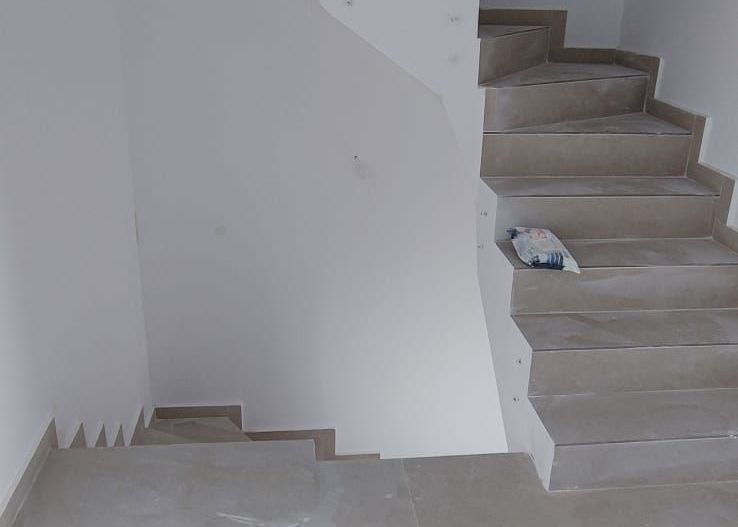 Casa..Vila cu 5 camere de vanzare.......Nord Bragadiru..... - Poză 15