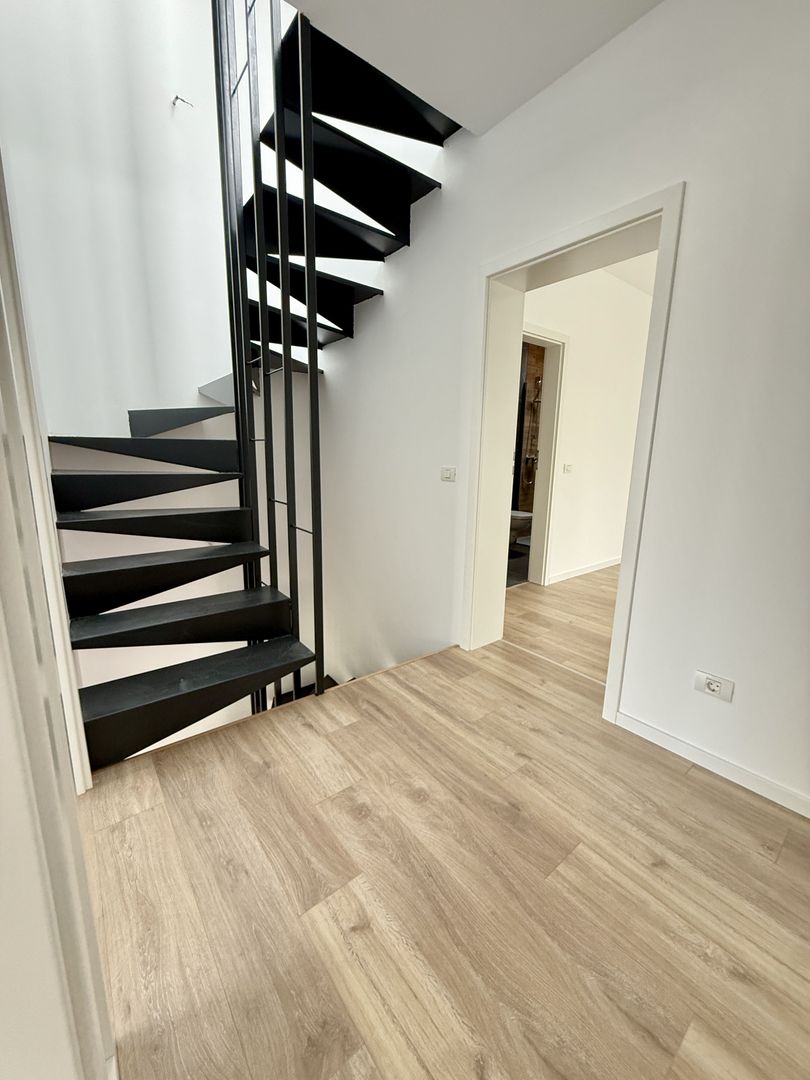 Calea Buziașului | Casă individuală | Carport | Terasă circulabilă - Poză 11