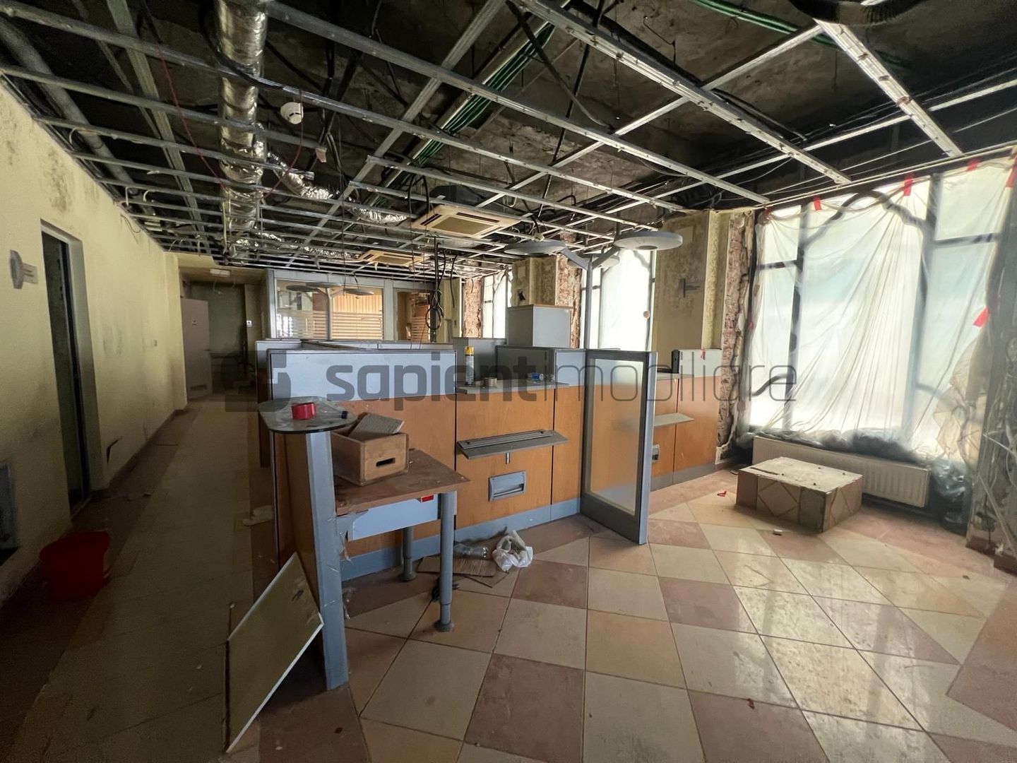 Sapient | Spațiu comercial _ Pasajul Vulturul Negru - Poză 5