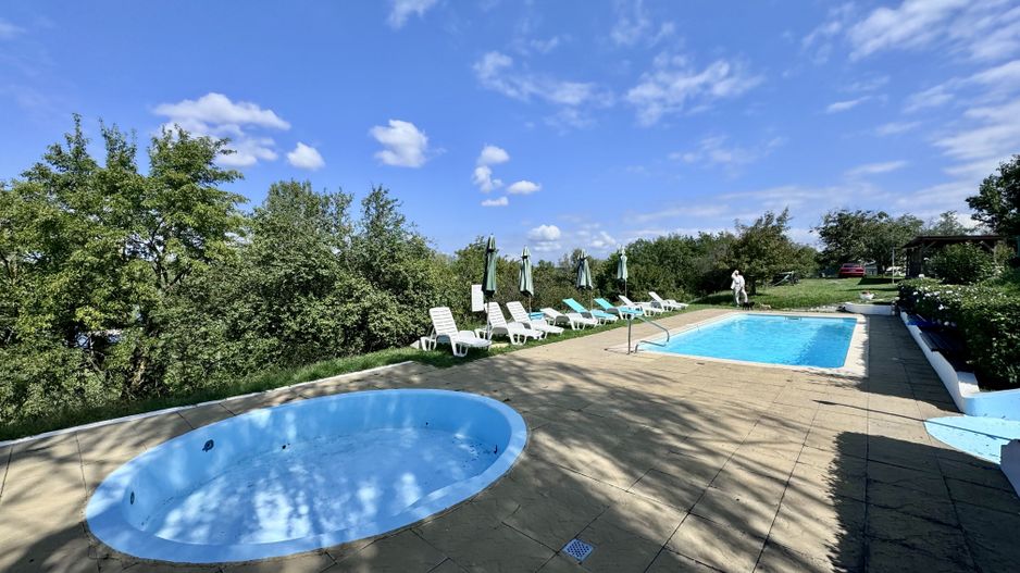 Hotel 20 camere Delta Dunarii 50 m deschidere teren 6000 mp acces auto - Poză 36