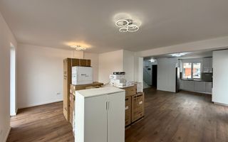 Vilă de închiriat în Tunari – 4 camere | curte proprie | disponibilă imediat - Poză 12