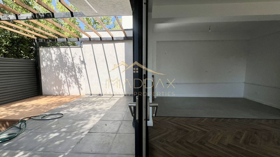 Vilă **6 camere  **451mp // Zona Iancu Nicolae - Poză 3