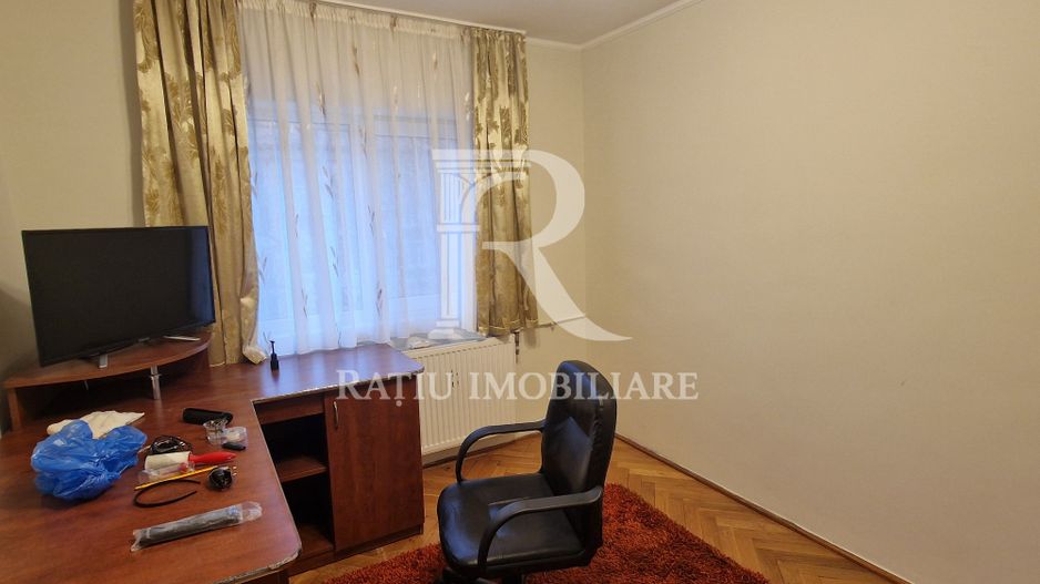 Apartament cu 3 camere | Parcare | Sfantul Apostol Andrei | Oradea - Poză 9