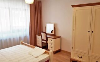 Apartament cu 3 camere, 85 mp, zona zero, Cetatea Alba Carolina - Poză 8
