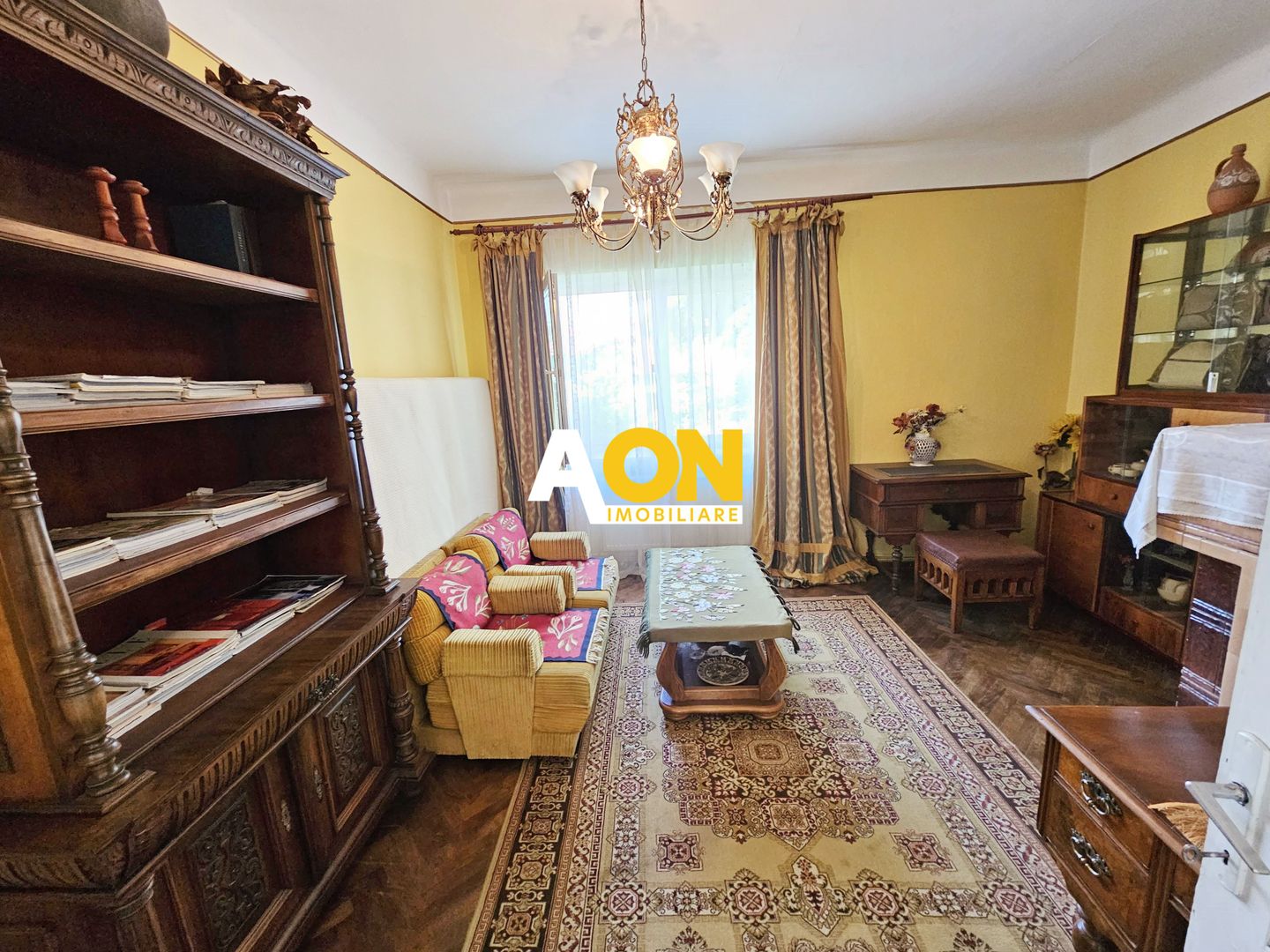 Casa situata in imediata apropiere a Cetatii - Poză 6