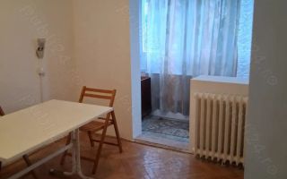 Apartament cu 3 camere Gheorghe Lazar - Poză 2