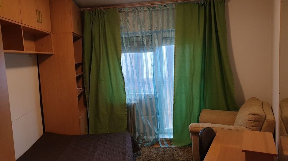 Crângași – Inchiriere apartament 3 camere decomandat, vedere la șosea - Poză 2