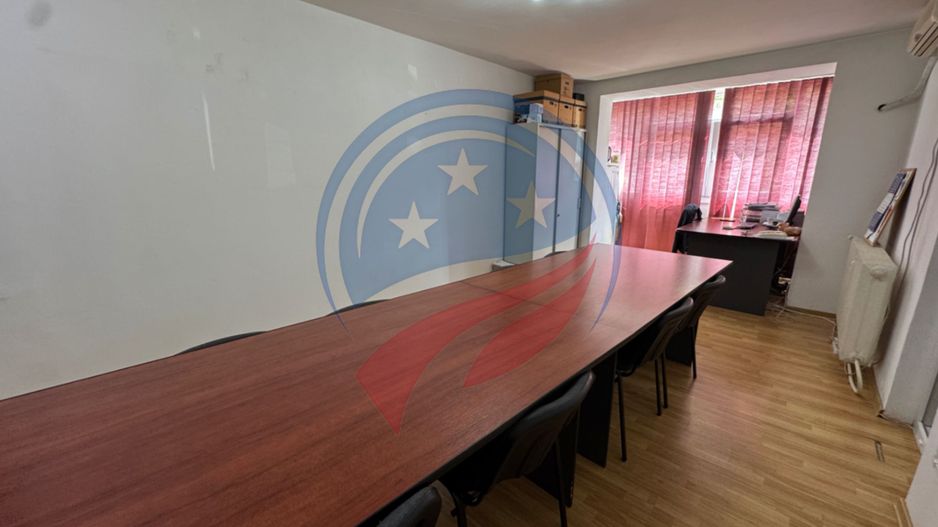 Spatiu birouri- apartament cu 2 camere Central - Poză 1