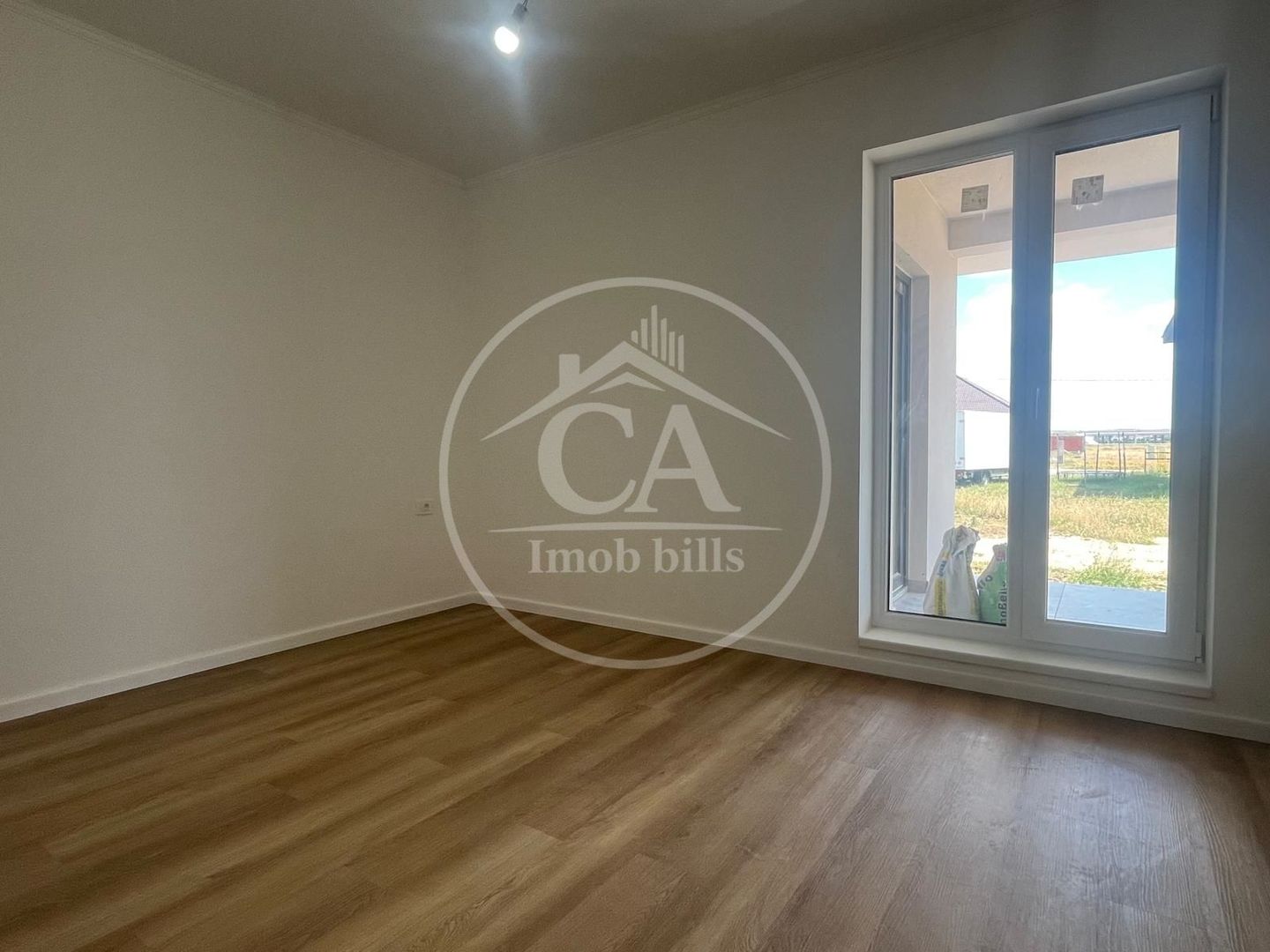 Casă de vânzare cu 4 camere în Santandrei , Bihor - Poză 9