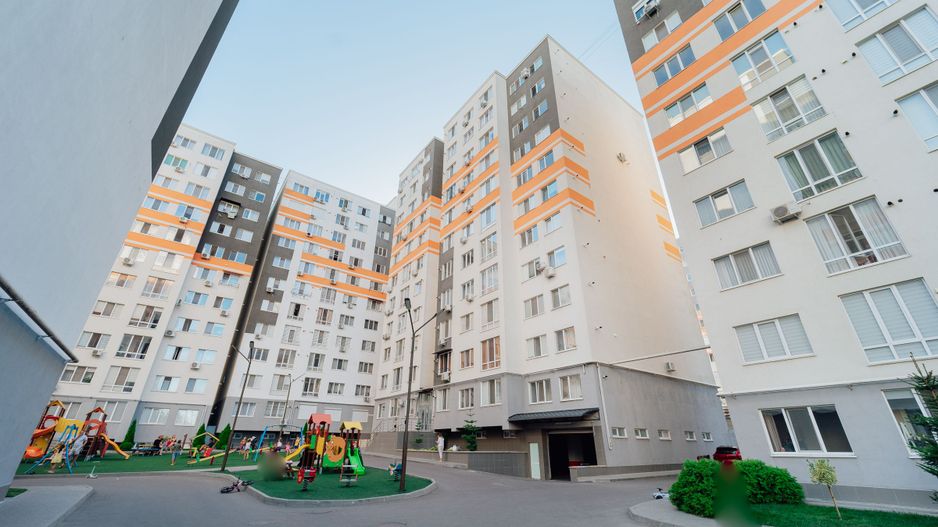 Vând apartament cu 1 cameră. st. Sprincenoaia - Poză 1