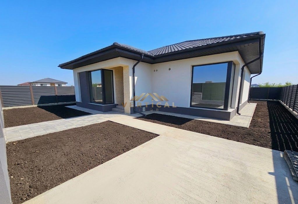 Casa 3 camere cu pod depozitare - comuna Berceni - Poză 1