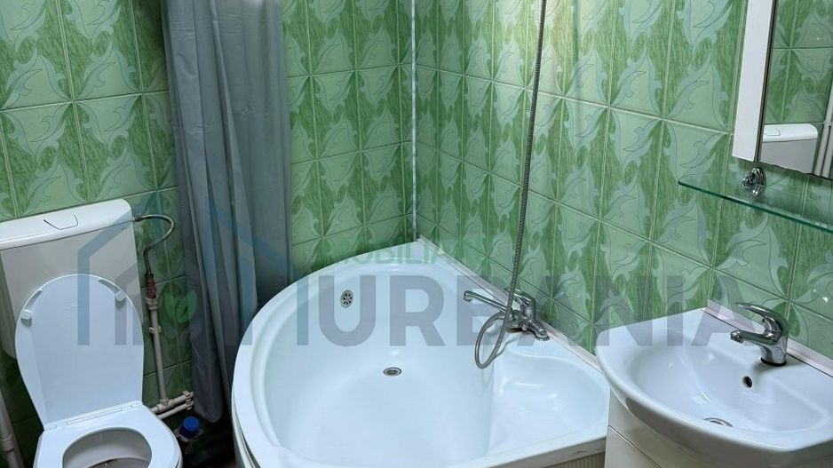 Inchiriez camera la vila - Poză 3