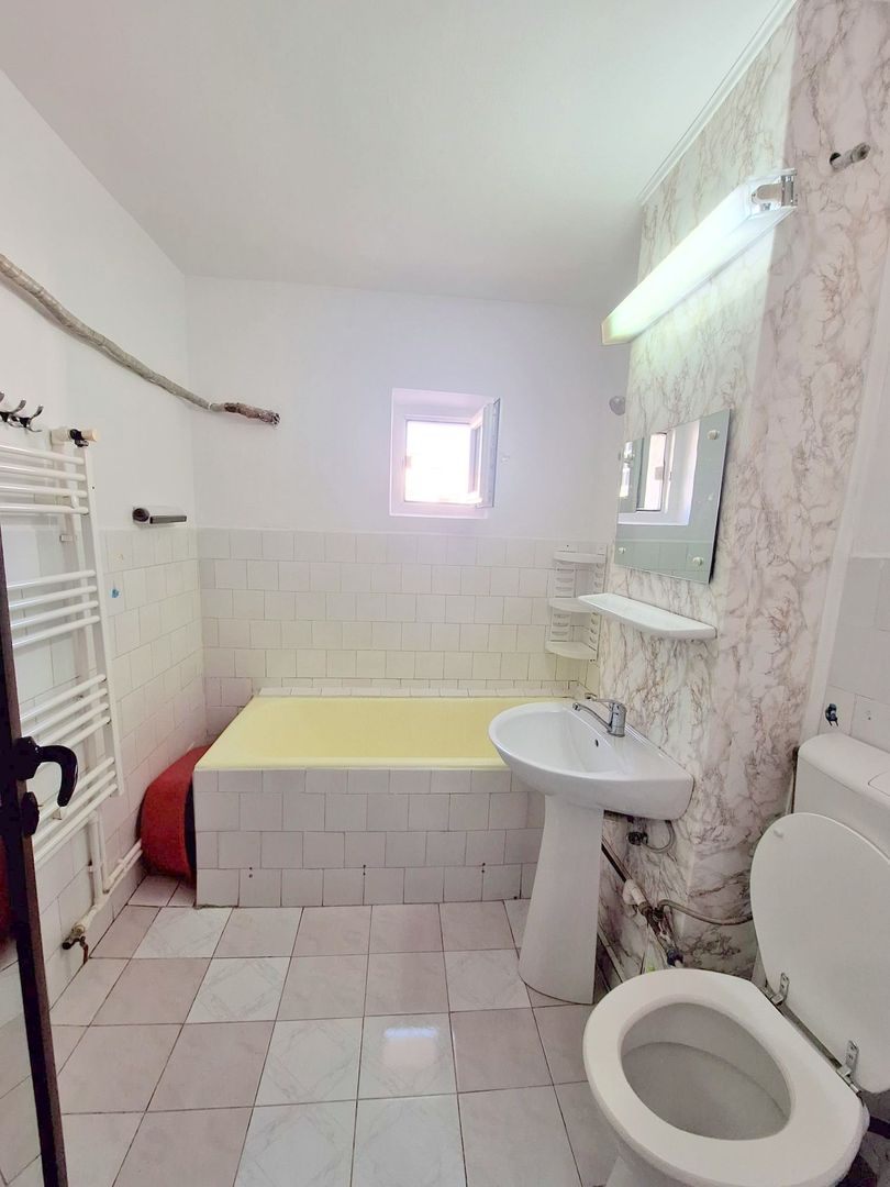 Apartament 2 camere de închiriat - Micro 17 - Mobilat - 350 Euro - Poză 7