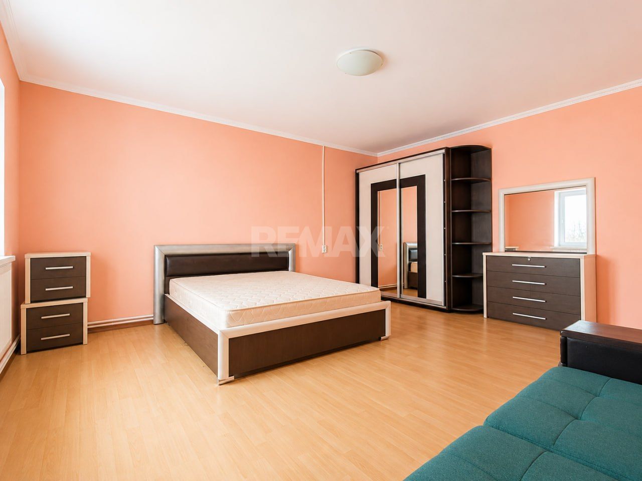 Cahul – Casă 3 Camere + Living | 139 m² | Teren 7.7 ari + Garaj | 89.900 € - Poză 11