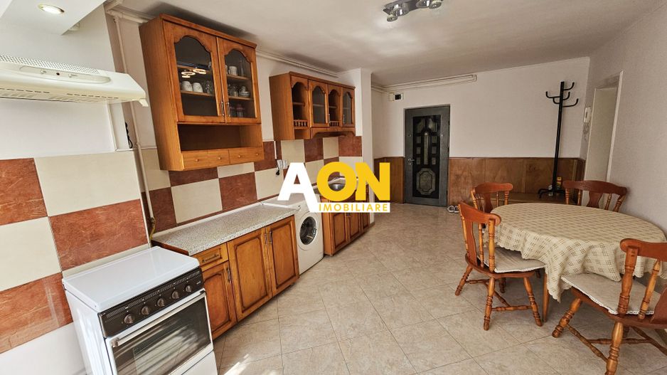 Apartament 2 camere, 60 mp utili, etaj 3, zona ultracentrala - Poză 9