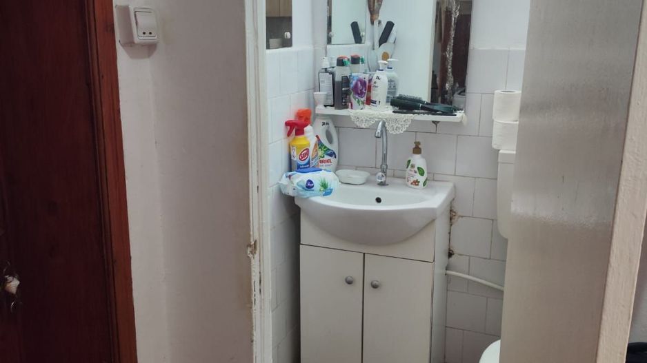 Cameră de cămin, parțial mobilată și utilată, parter, zona PROCOPIU; - Poză 4