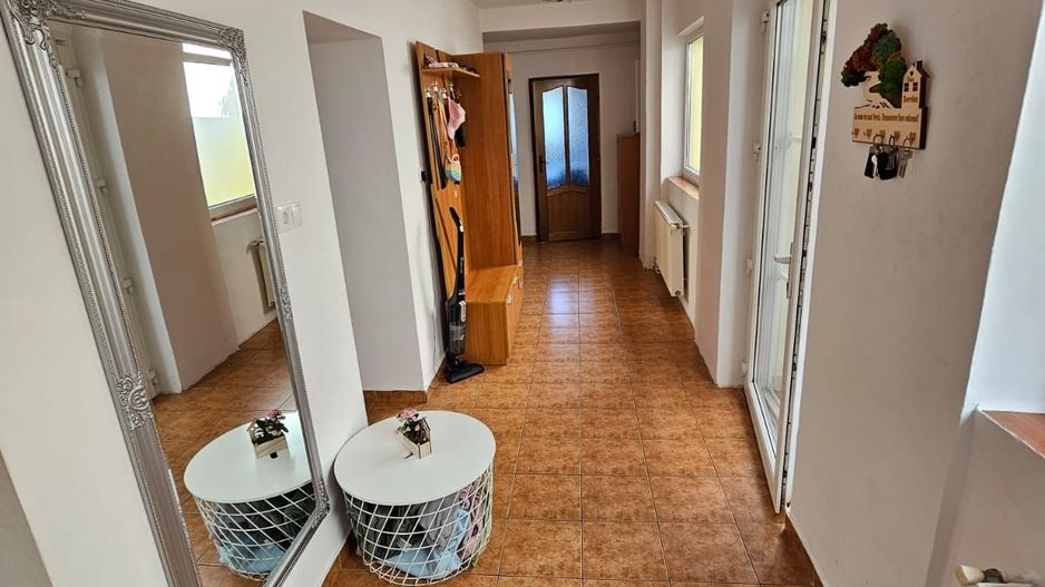 Casă renovată | Teren 600 mp | În Timișoara | Acces rapid spre centru și centura - Poză 2