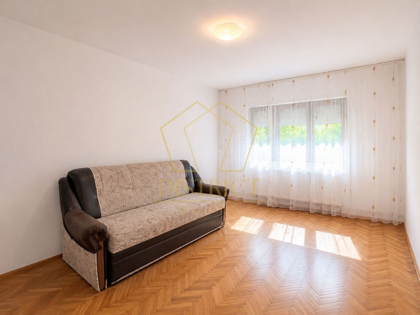 Apartament cu 3 camere, mobilat si utilat | Soarelui - Poză 5