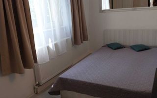 Apartament de închiriat, 2 camere decomandate, renovat, Strada Roșcani 36, 10 minute pe jos de Medicină - Poză 7