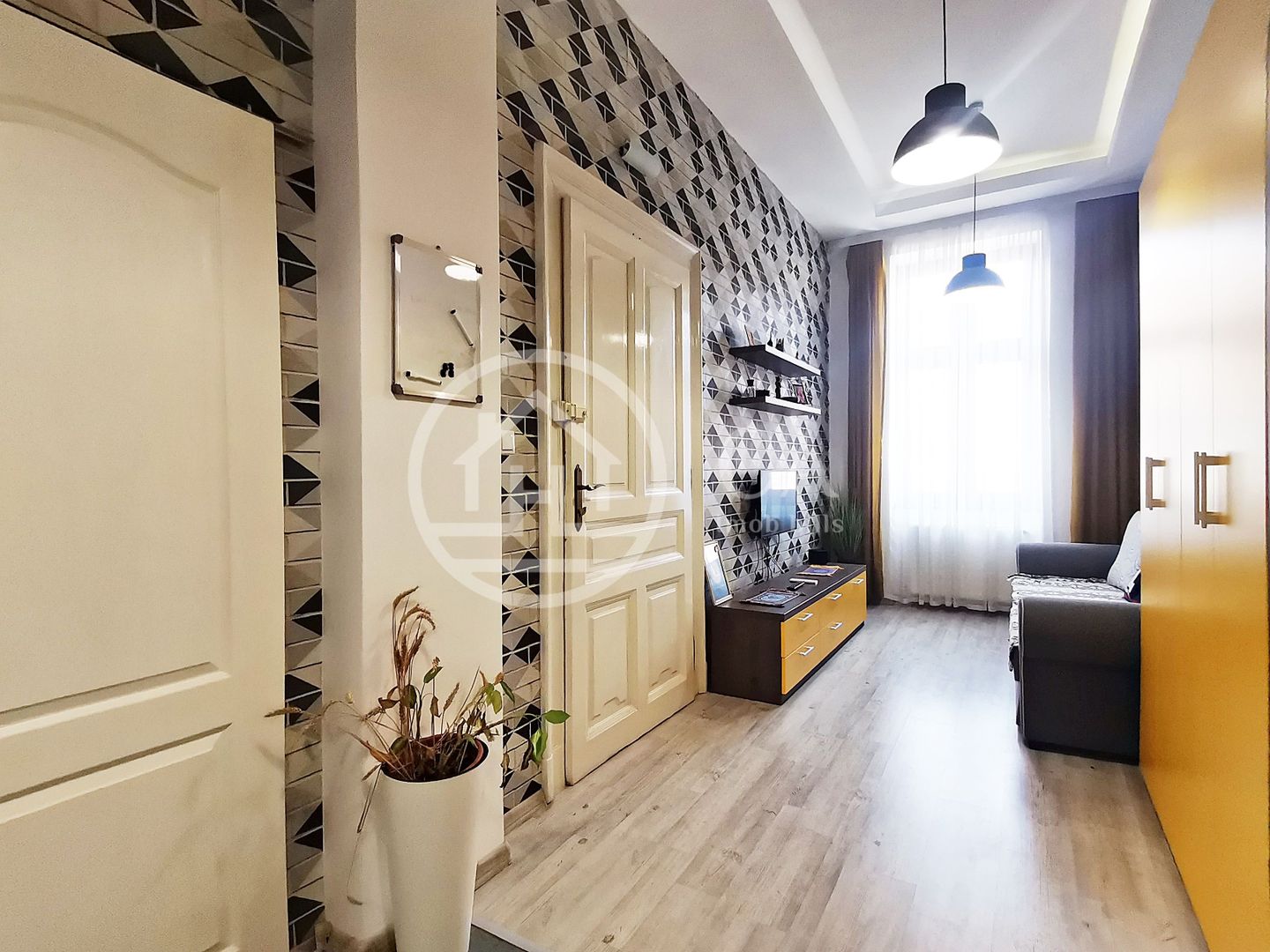 Apartament de închiriat cu 4 camere în zona Ultracentrală, Oradea - Poză 11