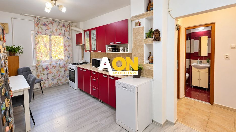 Apartament, 4 camere decomandat, Ampoi 2 - Poză 4