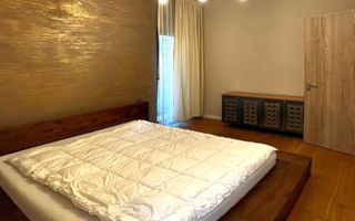 Apartament pe 2 nivele la vilă + Curte, Piscină, Saună și garaj, Gruia!! - Poză 8