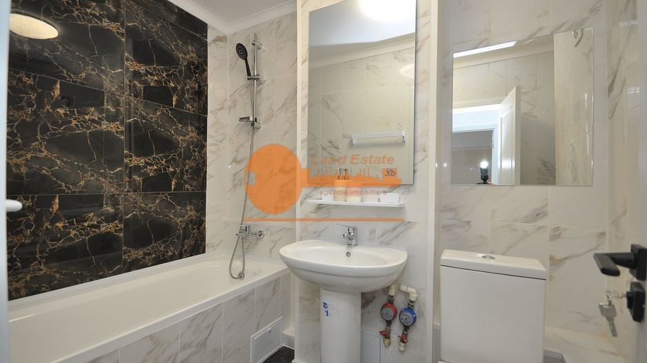Apartament cu 3 camere in zona Pacii-Apusului - Poză 4
