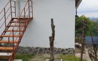 Casa individuala Sacele, 110 mp + garaj subteran + 569 mp curte - Poză 2