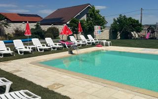 Restaurant si Centru de Evenimente la Cheie, cu piscina Loc. Premium - Poză 1