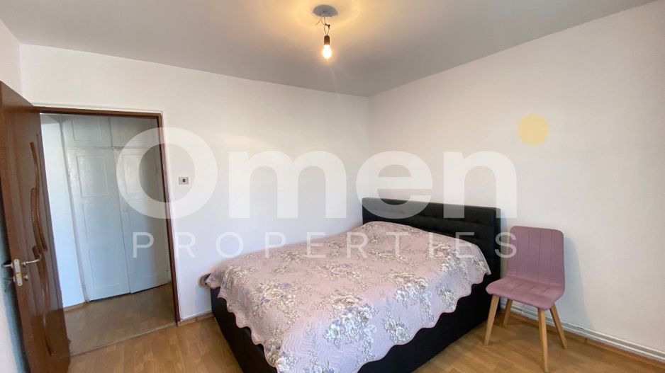 Apartament spatios cu 4 camere decoamndat, zona Republicii - Poză 2