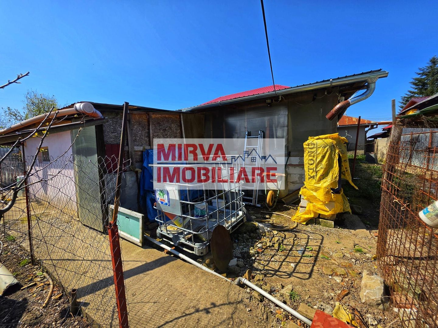 Casă 4 camere, 685 mp teren, renovată 2011 – Mănești, Zalhanaua - Poză 8